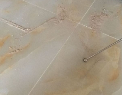 呼兰瓷砖空鼓维修公司分享粘合剂选择不当在瓷砖铺贴过程中可能导致以下问题